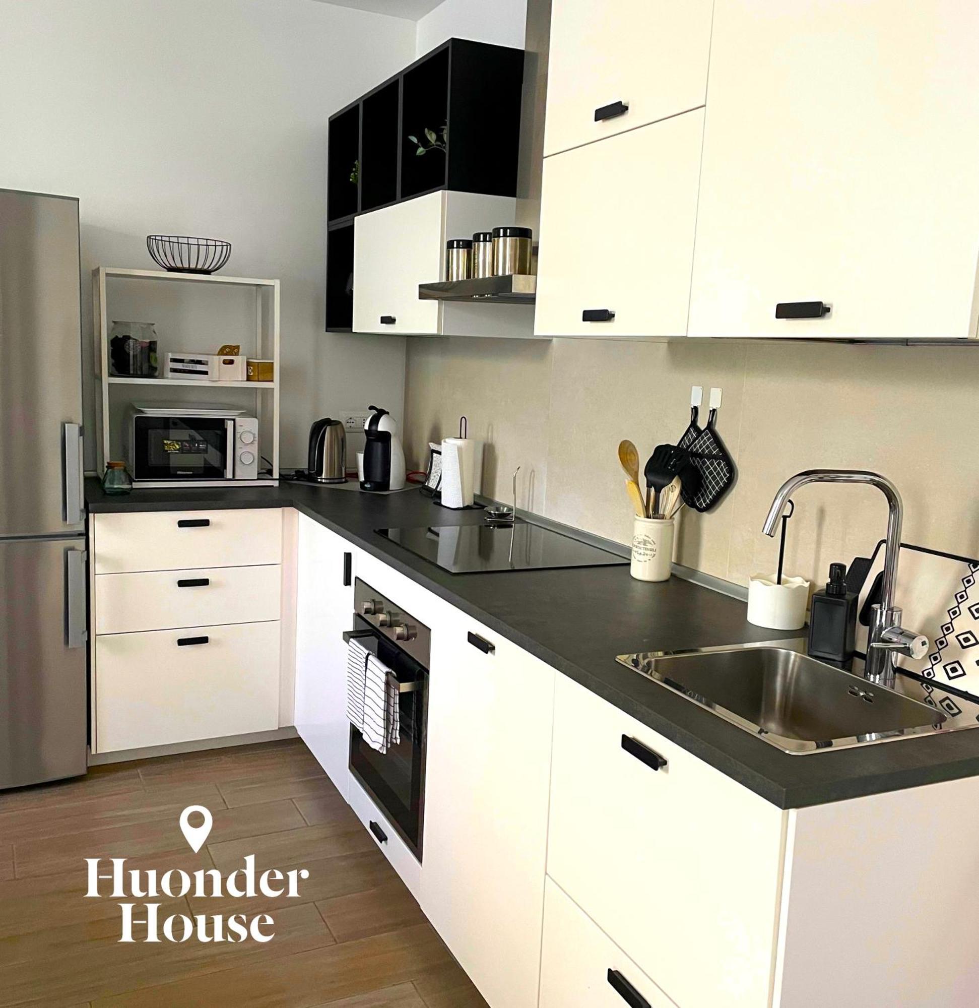 莱科Huonder House别墅 外观 照片